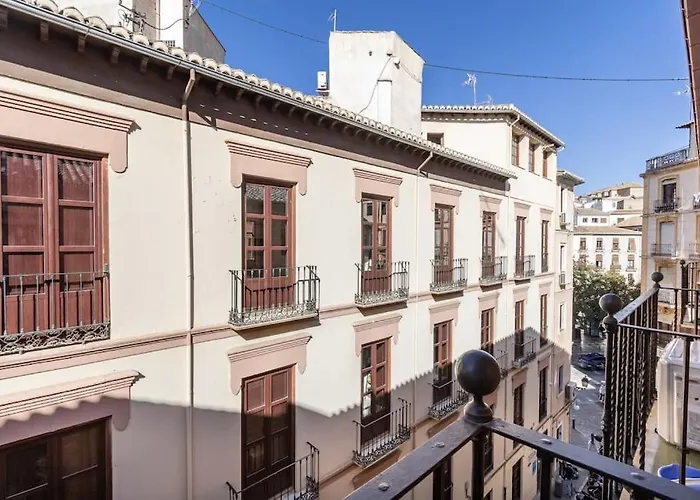 31EnjoyGranadaCentro. Parking opcional.